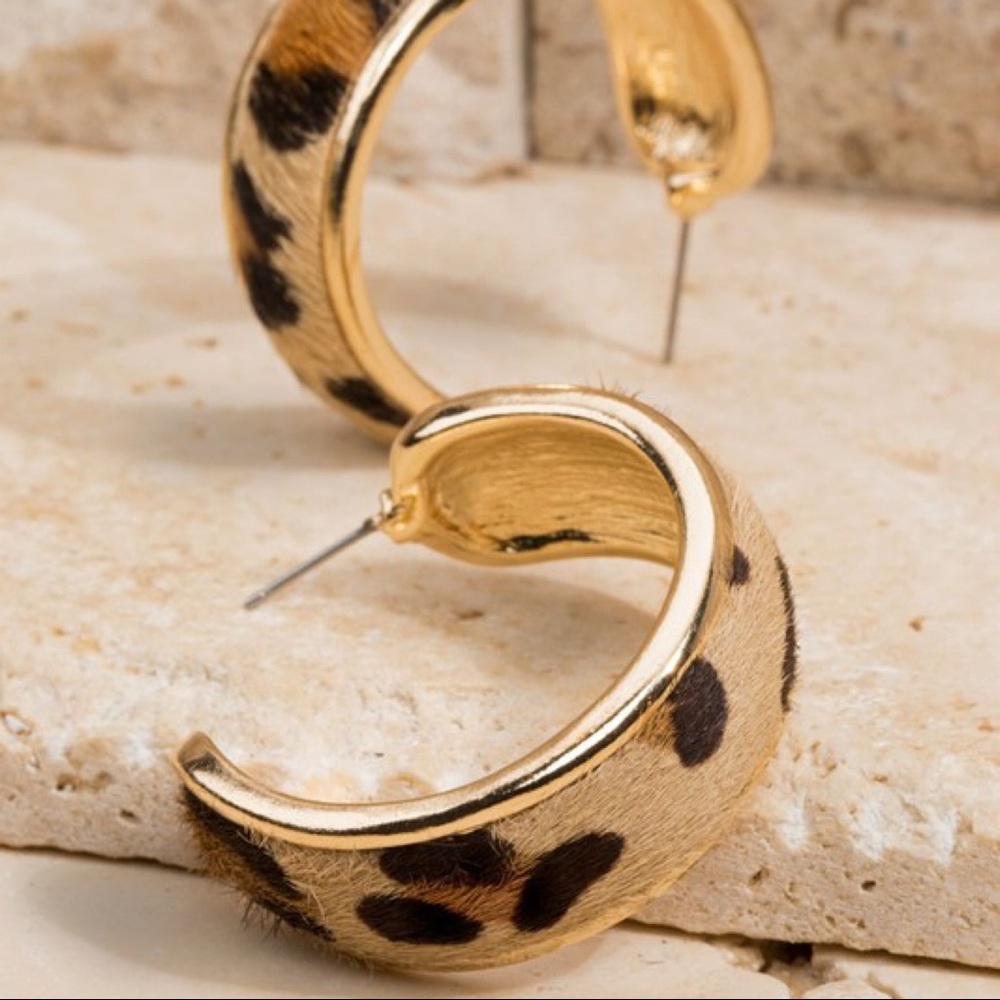 Hair on leopard earrings-genuine Leather - Picture 3 of 4